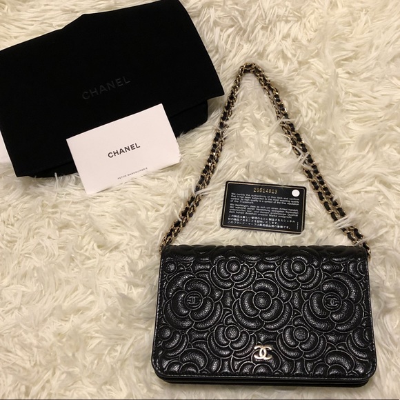 Chanel Camellia Wallet On Chain (extra pictures) sold - Picture 5 of 13